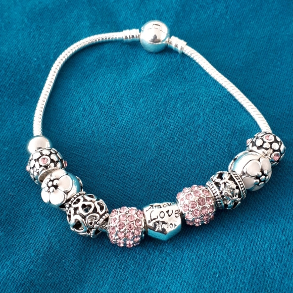 Bracelet - Picture 1 of 3